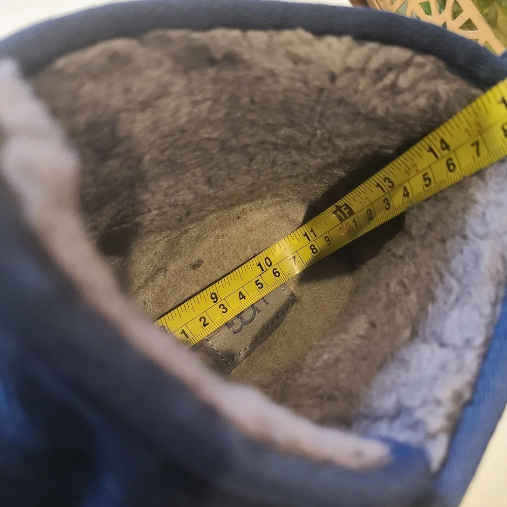 UGG blue Chukka boot sz.13 mens - Picture 13 of 13